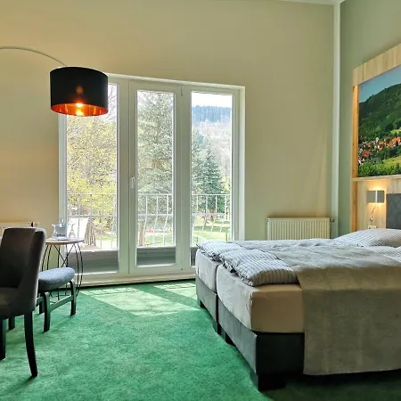 Akzent Zur Post Otel Tabarz