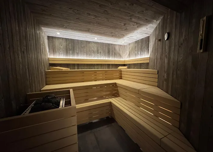 Hotel Akzent Zur Post 4*